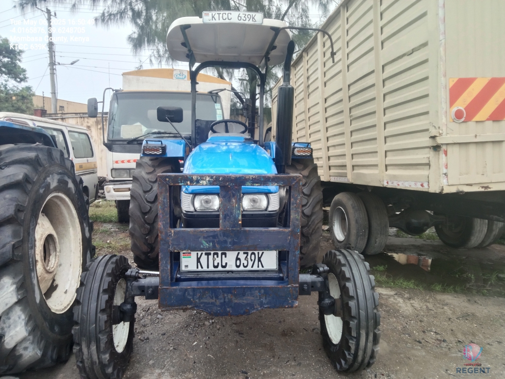 NEW HOLLAND TT55- TRACTOR